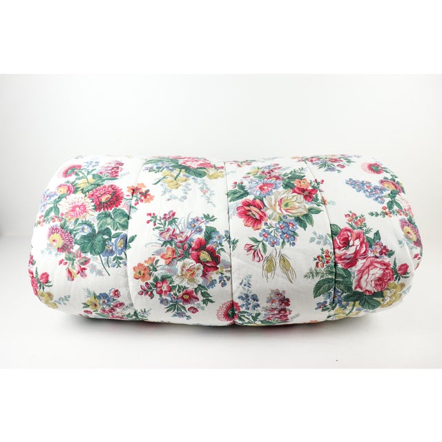 Vintage Ralph Lauren full/queen size comforter. This vintage comforter features a classic Americana Ralph Lauren design of...