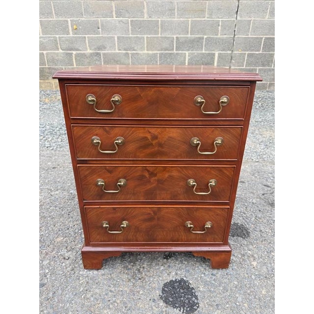 Antique Small Mahogany Chest of Drawers For Sale In Washington DC - Image 6 of 17