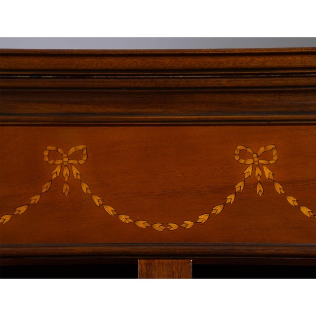 Traditional Niagara Furniture Mahogany Bookcase For Sale - Image 3 of 12