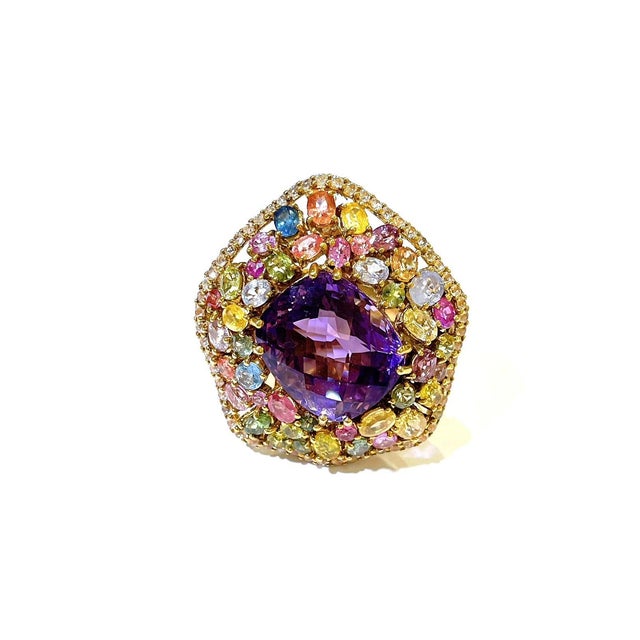 Baroque Bochic “Orient” Amethyst & Multi Sapphire Large 18k Gold & Silver Cocktail Ring Size 9 For Sale - Image 3 of 4
