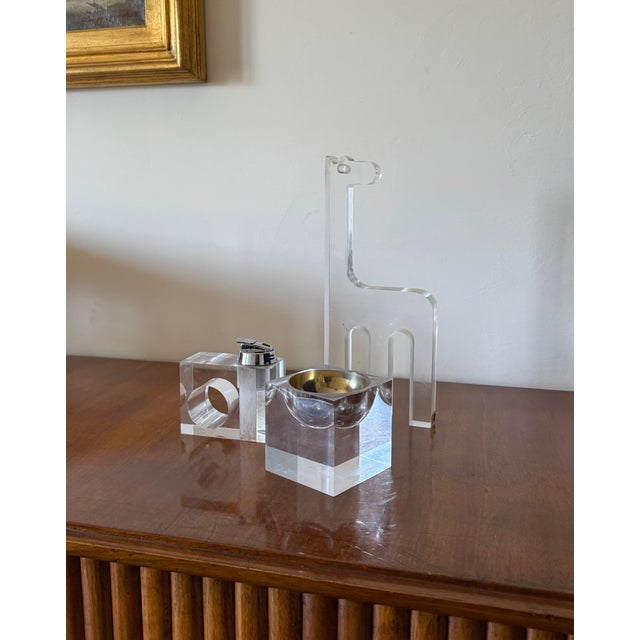 Space age clear lucite ashtray Italian manufacture 1970s lucite, aluminum H 9.5 × 9 × 9 cm Conditions: excellent...