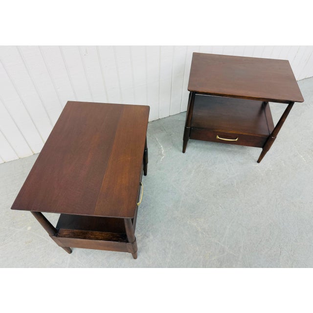 Drexel Mid-Century Modern Drexel Walnut Nightstands - Set of 2 For Sale - Image 4 of 10