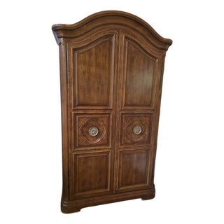 18th Century French Oak Armoire For Sale