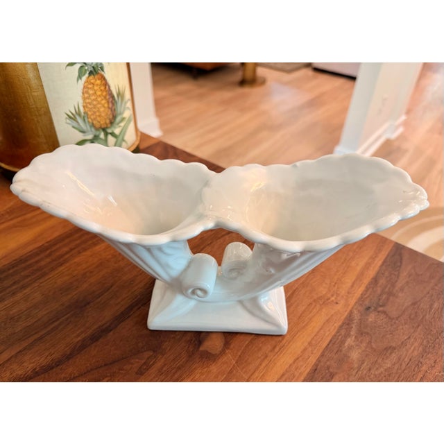 1930s Vintage Abingdon Pottery Double Cornucopia Console Vase, Circa 1934–1950 For Sale - Image 5 of 10