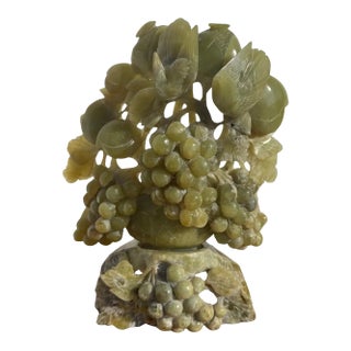 Late 20th Century Hand Carved Green Jade Grapes & Bird Sculpture Centerpiece (2 Pieces) For Sale