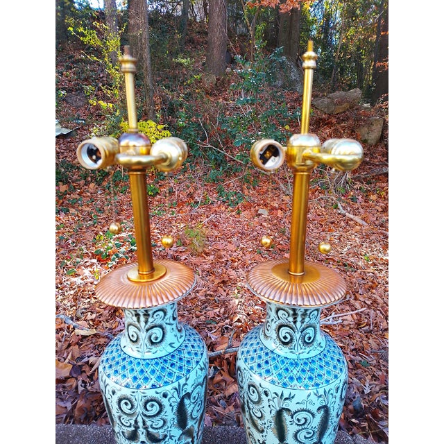 Late 20th Century Pair of Frederick Cooper Floral Lamps With Brass Bases For Sale In Atlanta - Image 6 of 9