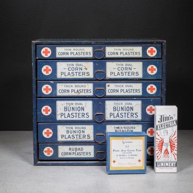 Antique Johnson & Johnson Corn and Bunion Plasters Drug Store Display c.1910 For Sale In San Francisco - Image 6 of 11