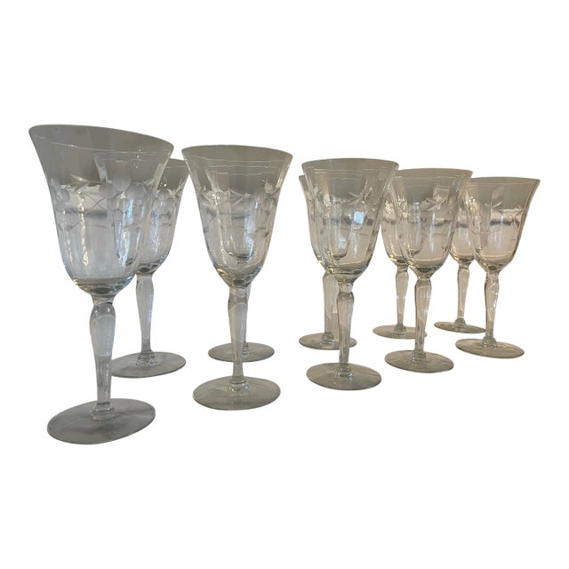 1950s Set of 10 Vintage Etched and Fluted Floral Wine Glasses For Sale