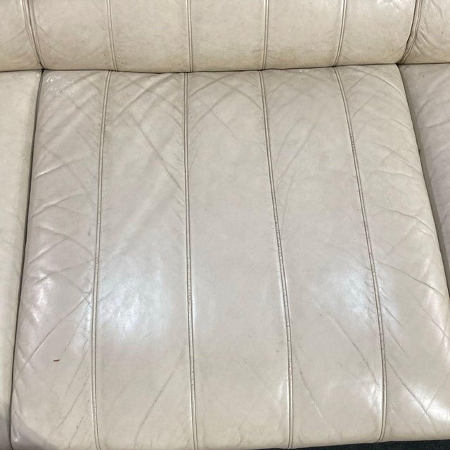 Giorgetti by Leon Krier Aries 3-Seat Modern Cream Leather Sofa With Wood Base For Sale In Phoenix - Image 6 of 10