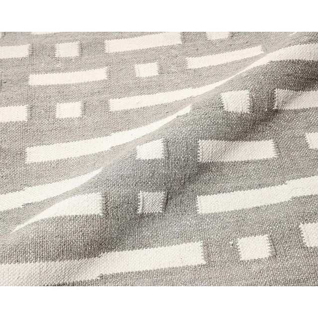 Schumacher Schumacher Abstract Ikat 10' x 14' Indoor/Outdoor Rug in Stone For Sale - Image 4 of 6