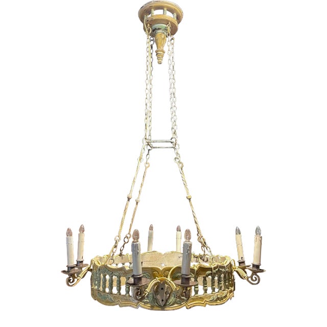 Early 20th Century French Louis XV Style Painted Wood Eight-Light Chandelier For Sale