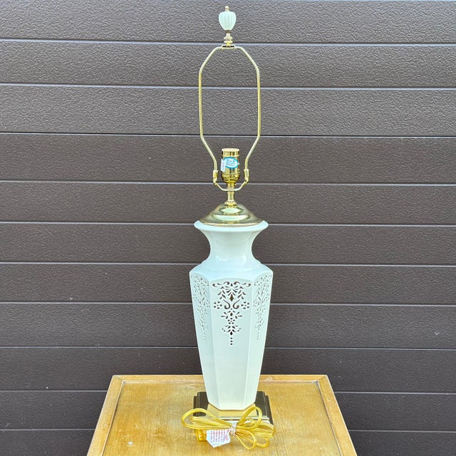 Signed Lenox Reticulated Porcelain Tall Table Lamp With Balloon Finial For Sale In Philadelphia - Image 6 of 11
