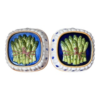 Set of 2 - Vintage Gailstyn-Sutton Towle Company Handpainted Asparagus Mold For Sale