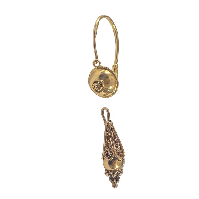 Antique Gold Portuguese 18k Filigree Bomb Drop Earrings For Sale - Image 9 of 11