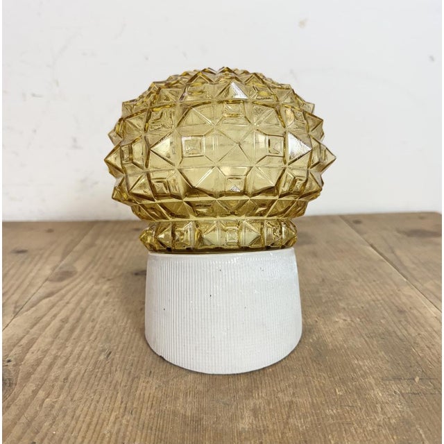 1970s Vintage White Porcelain Wall Light, 1970s For Sale - Image 5 of 14