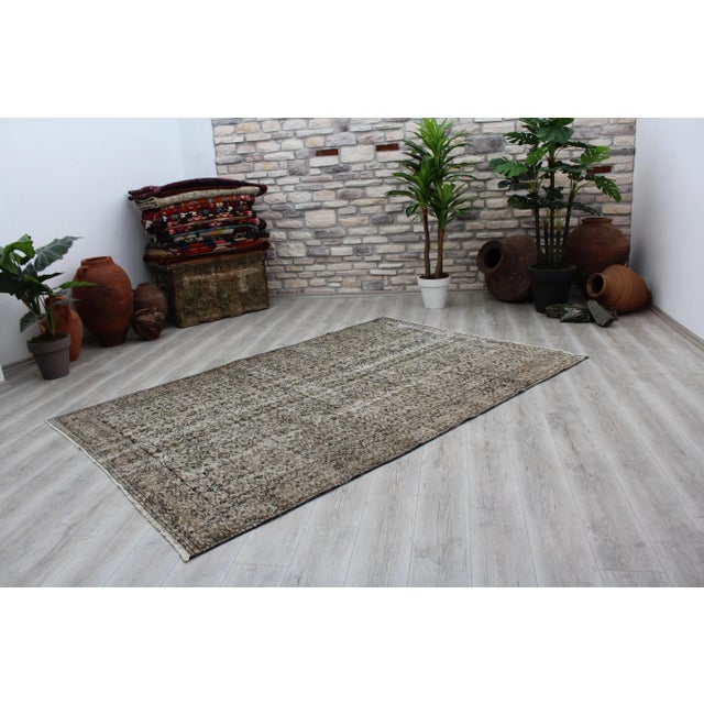 Mid-Century Modern Vintage Turkish Area Rug - 71"x.104.5 For Sale - Image 3 of 13