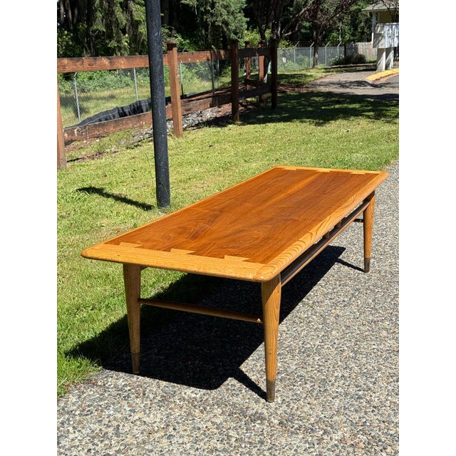 1970s Mid Century Modern Lane Furniture "Acclaim" Walnut and Ash Coffee Table For Sale - Image 5 of 7