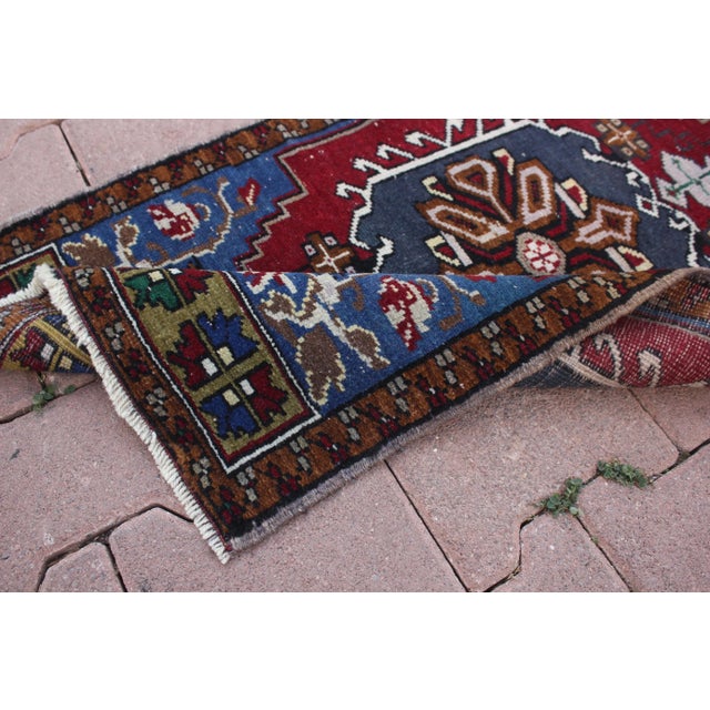 1990s Turkish Blue Medallion Yastik Rug For Sale - Image 11 of 13