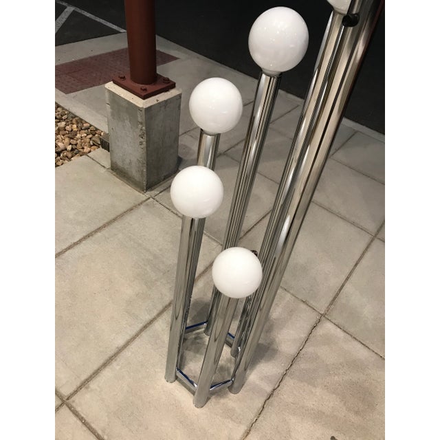 Chrome Mid-Century Modern Chrome Tubular Floor Lamp From Lightolier For Sale - Image 8 of 13