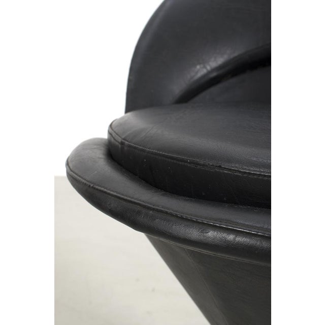 Verner Panton Cone Chairs and Table by Verner Panton, Set of 3 For Sale - Image 4 of 9