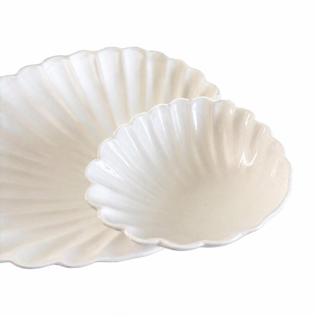 Boho Chic Vintage Italian White Clam Shell Chip & Dip Server For Sale - Image 3 of 7