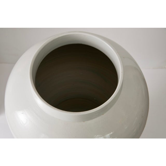 White Pair of Large White Glazed Ceramic Temple Jars With Domed Lids For Sale - Image 8 of 8