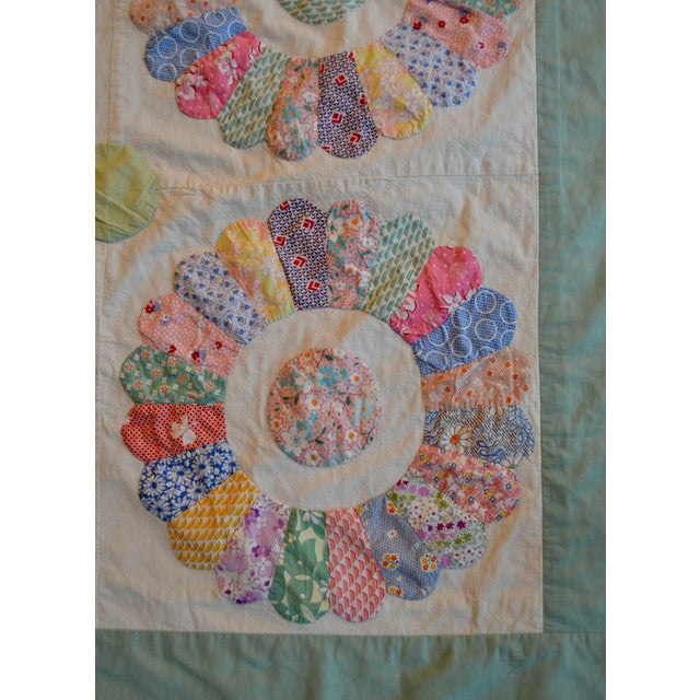 1940s Dresden Plate Quilt - For Sale - Image 10 of 12