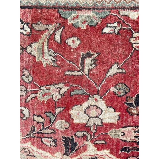 Large Mid-Century Mahal Rug For Sale - Image 15 of 18