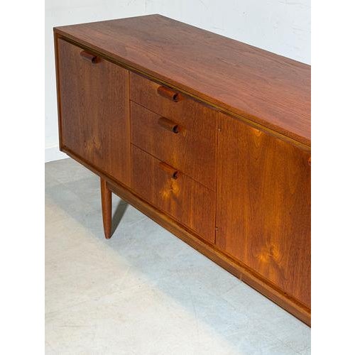 Large Mid-Century Modern British Teak Sideboard from Austinsuite For Sale - Image 6 of 10