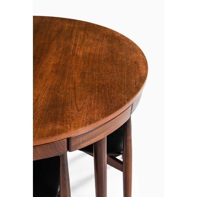 Black Dining Table and Chairs in Teak and Leather attributed to Hans Olsen for Frem Røjle, 1960s, Set of 5 For Sale - Image 8 of 9