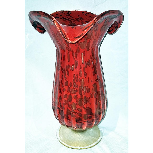 Lovely tulip shaped hand blown footed vase in the style of Ventian glass, 24k gold infused flacks, classic Murano-style...