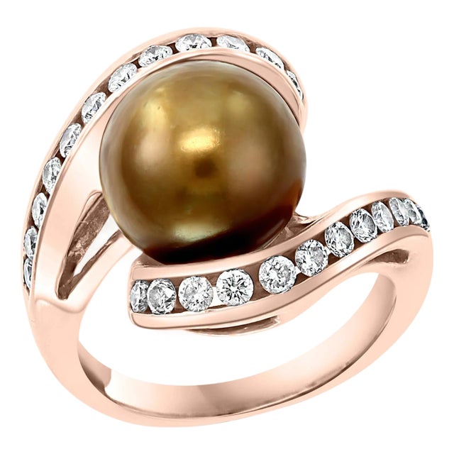 10 MM Chocolate Tahitian Pearl and Diamond Cocktail Ring 14 Karat Gold For Sale