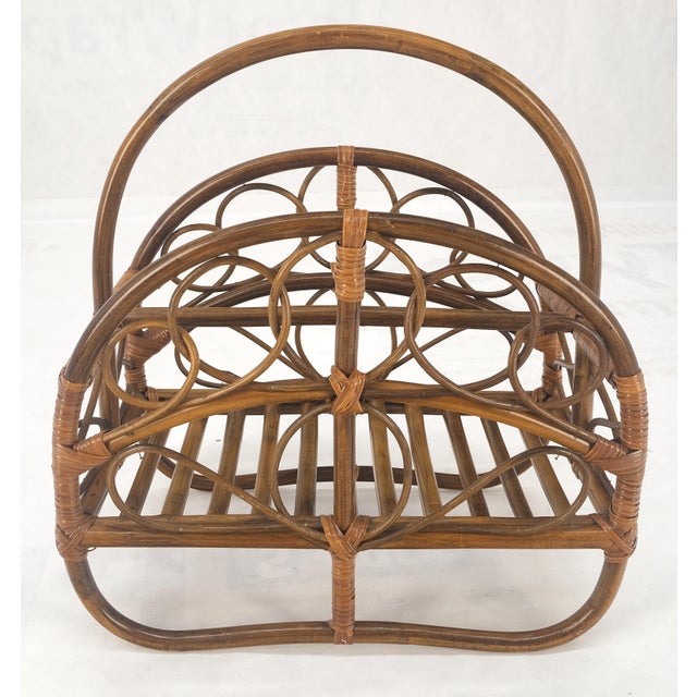 Ficks Reed Mint Condition Mid Century modern c1970s Burnt Bamboo Magazine Rack For Sale - Image 4 of 10