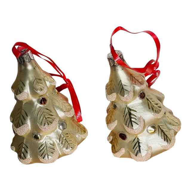 1970s Pair of 4” Large White Christmas Tree Ornaments For Sale
