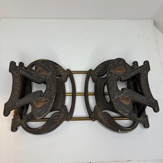 Antique Art Nouveau Expandable Brass Book Rack With Figural Maiden Motifs, C. 1900 For Sale - Image 11 of 18