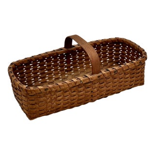 Outstanding Small Size Antique New England American Hand Woven Ash Wood Splint Egg Gathering Basket For Sale