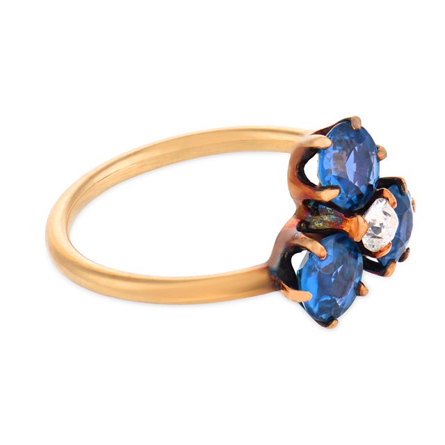 1900 - 1909 1900-1909 Victorian Sapphire Diamond 14k Yellow Gold Trefoil Ring, Size 4.5 For Sale - Image 5 of 5