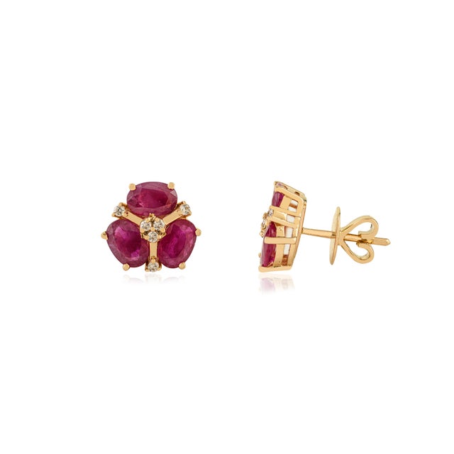 Modern 3 Ct Natural Ruby and Diamond Cluster Stud Earrings in 14k Yellow Gold- A Pair For Sale - Image 4 of 14