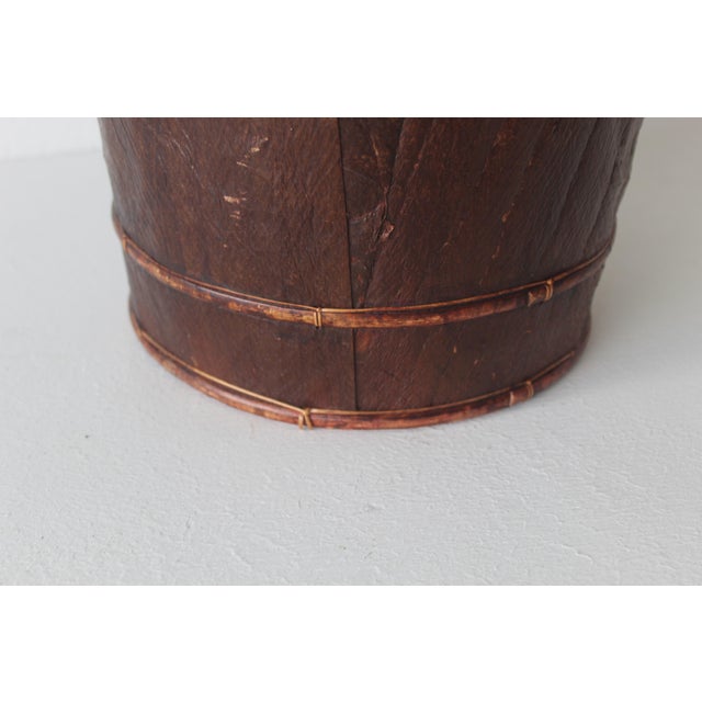 Brown Vintage Handcrafted Burnt "Tortoise" Shell Bamboo Paper Wastebasket. For Sale - Image 8 of 11