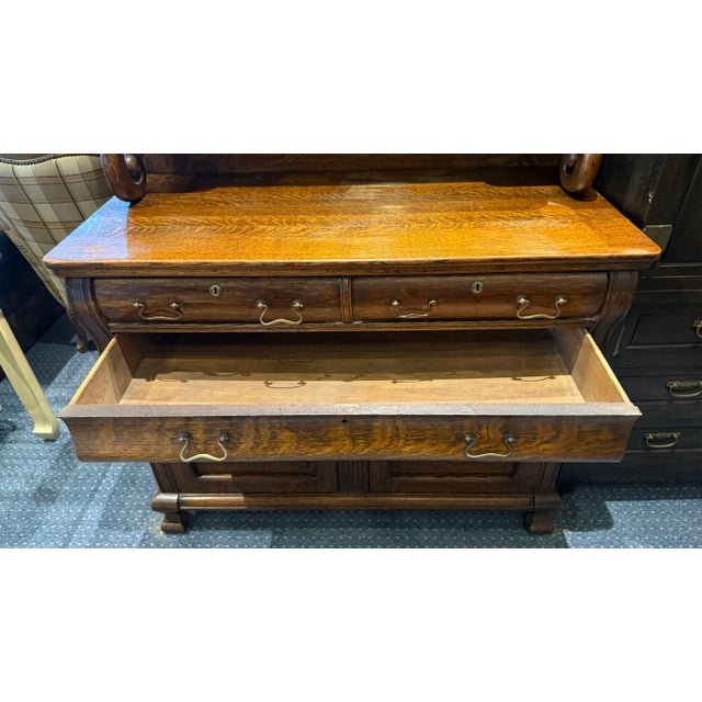 Brown Late 19th Century Tiger Oak Huntboard Hutch Cabinet For Sale - Image 8 of 18