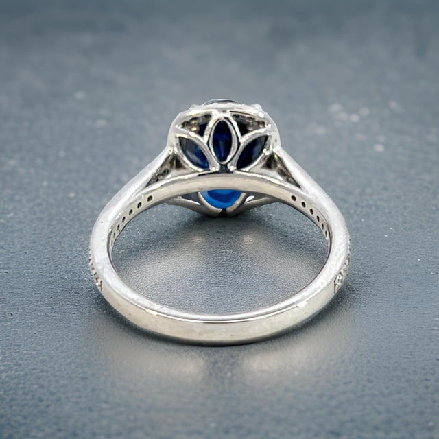 Blue Natural Sapphire Diamond Ring 14k White Gold 2.43 TCW Certified, Size 6.5 For Sale - Image 8 of 11