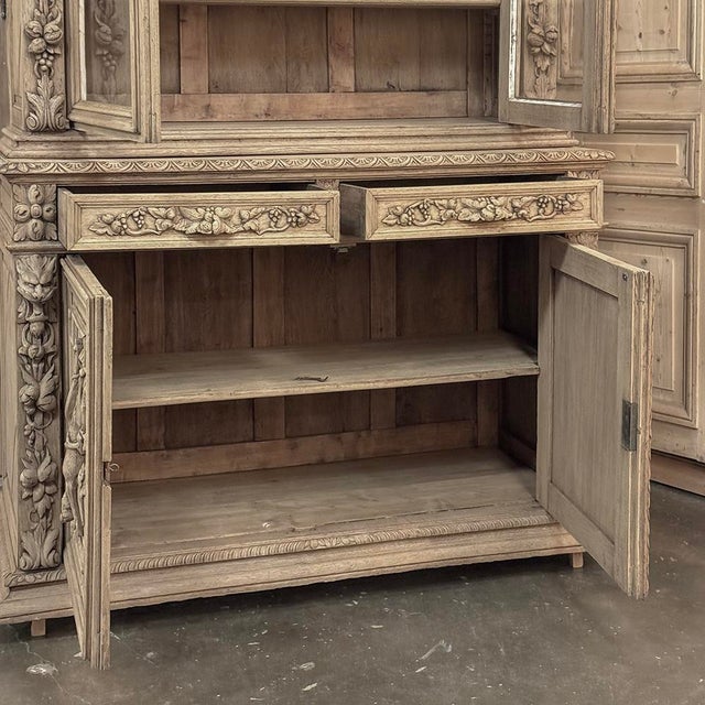 19th Century French Renaissance Hunt Stripped Oak Bookcase For Sale - Image 17 of 18