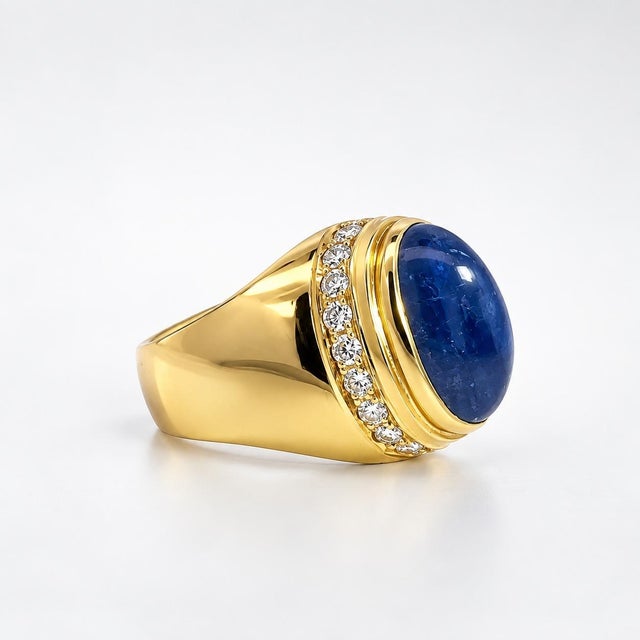 Modern Late 20th Century Estate 4ct Cabochon Sapphire & Diamond Ring, Size 7 For Sale - Image 3 of 6