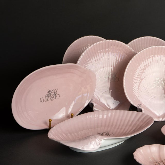 Antique Pink Porcelain 'Nautilus' Dessert Service by Wedgwood for John Mortlock, 1880s Victorian- 18 Pieces For Sale - Image 9 of 12