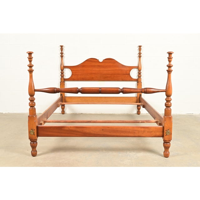 Stickley American Colonial Carved Solid Cherry Wood Full Size Poster Bed, 1950s For Sale - Image 11 of 11
