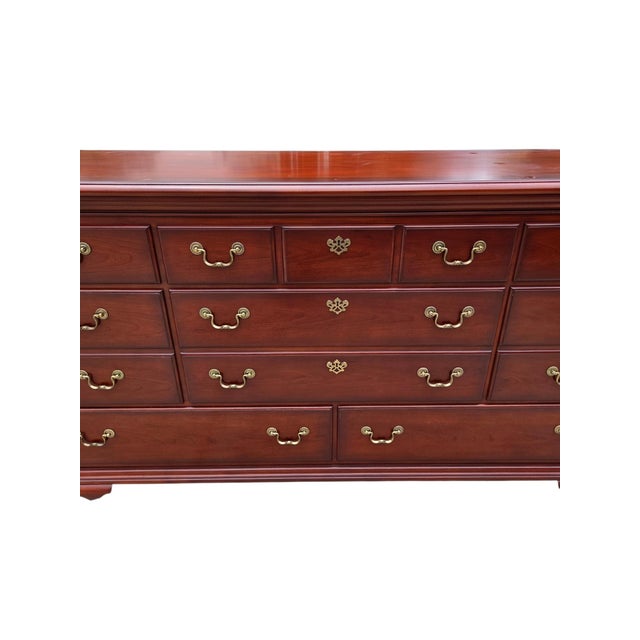 Chippendale 1990s Thomasville Collectors Cherry Dresser Chest of Drawers Chippendale For Sale - Image 3 of 18