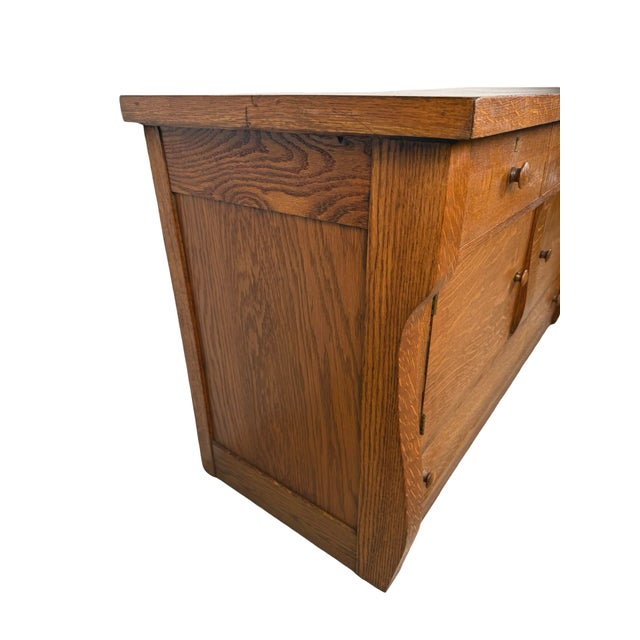 Early 20th Century Antique Quarter-Sawn Oak Sideboard For Sale - Image 5 of 18