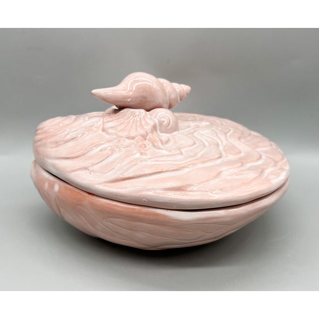 Large 1980s Pink Glazed Ceramic Shell Box With Lid – Coastal Shellcore Decor For Sale In Houston - Image 6 of 11