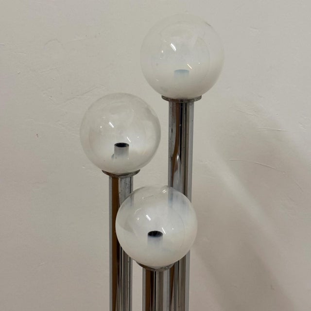 Metal Space Age Floor Lamp in Chromed Metal and Glass Spheres, 1970s For Sale - Image 7 of 8