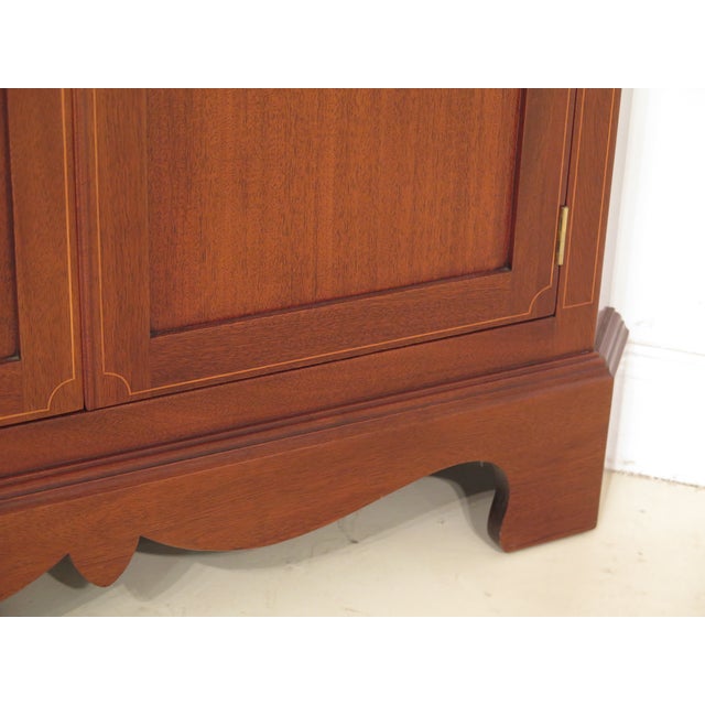 1940s Federal Biggs Mahogany Large Corner Cabinet With Inlay